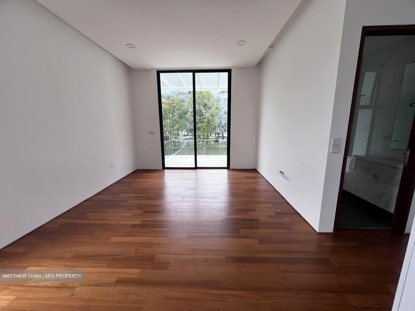 West Coast Road (D5), Terrace #556645251